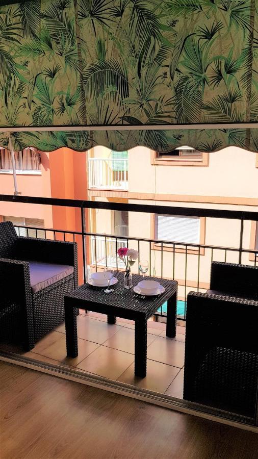Old Town - Beach Apartment Benidorm Luaran gambar
